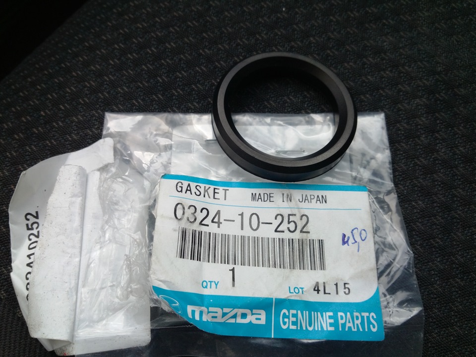 Фото в бортжурнале Mazda 626 IV (GE). Запчасти на фото: 032410252