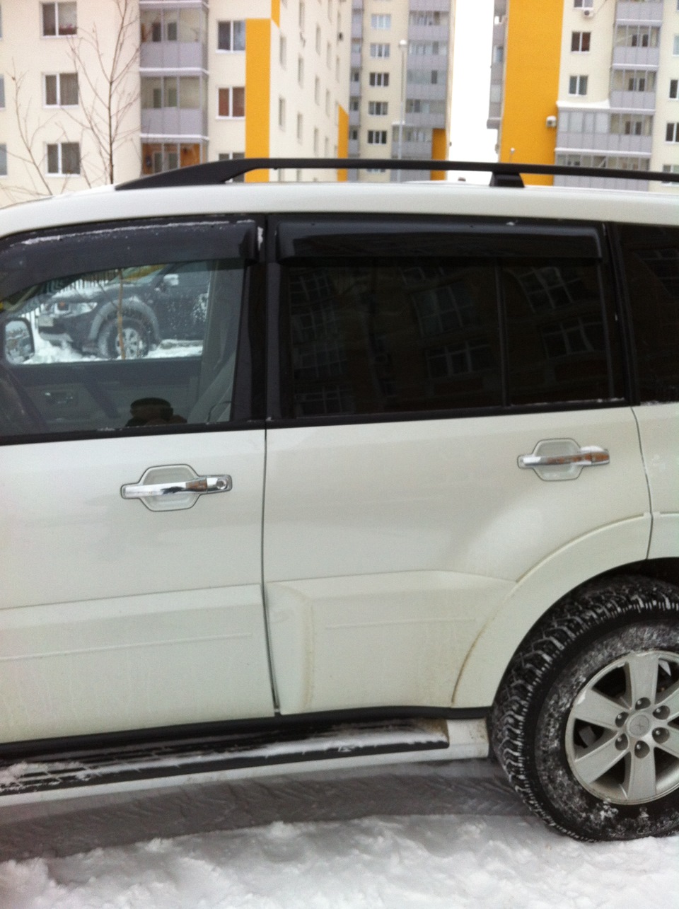 Фото в бортжурнале Mitsubishi Pajero (4G)