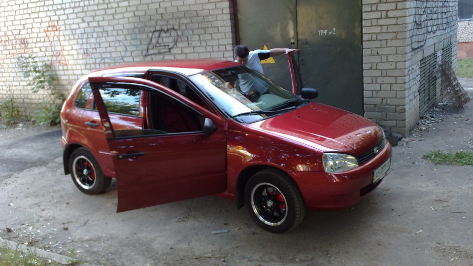 Lada Калина Хэтчбек
