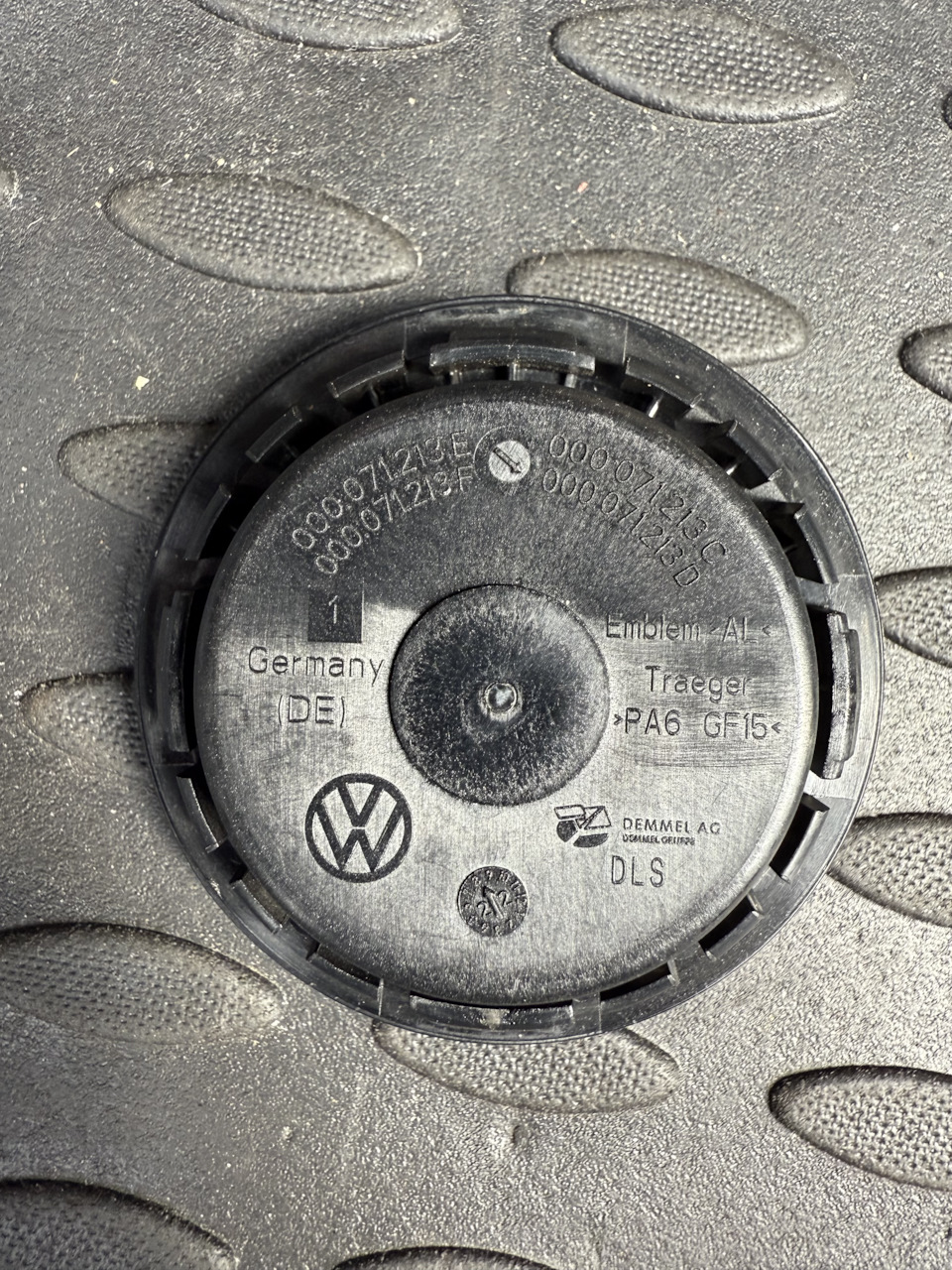 Фото в бортжурнале Volkswagen Passat B6. Запчасти на фото: PA6GF15