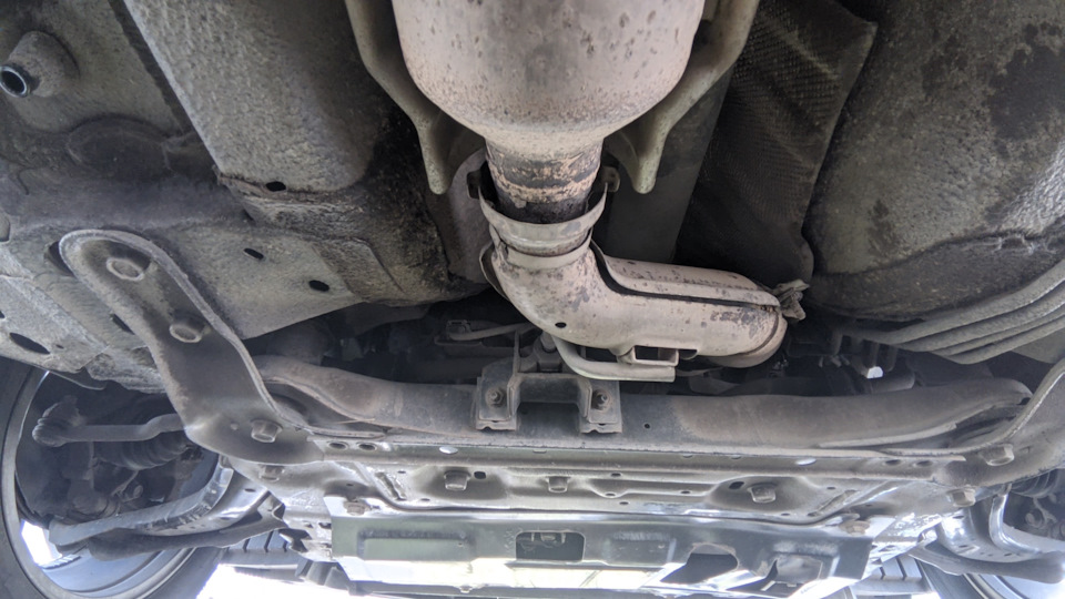 Вот этот кожух. — Nissan X-Trail III (t32)