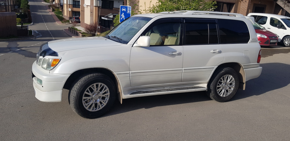 Фото в бортжурнале Lexus LX (UZJ100)