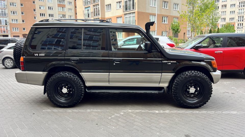 Mitsubishi Pajero Дикий Вирджинец 🗿