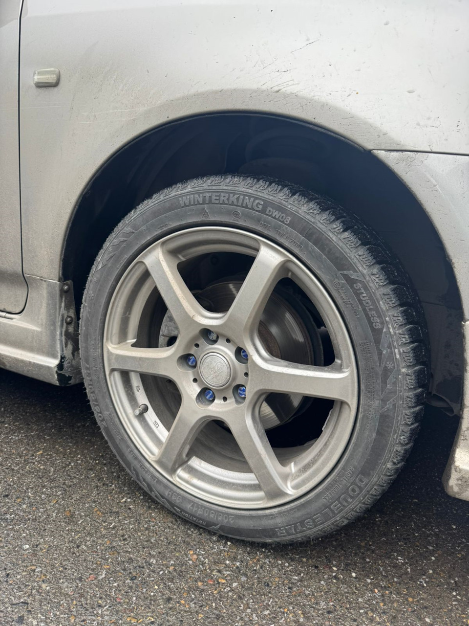Фото в бортжурнале Honda Stream (RN1-5)