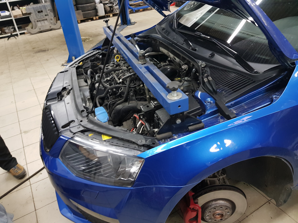 Фото в бортжурнале Skoda Octavia RS A7 Mk3