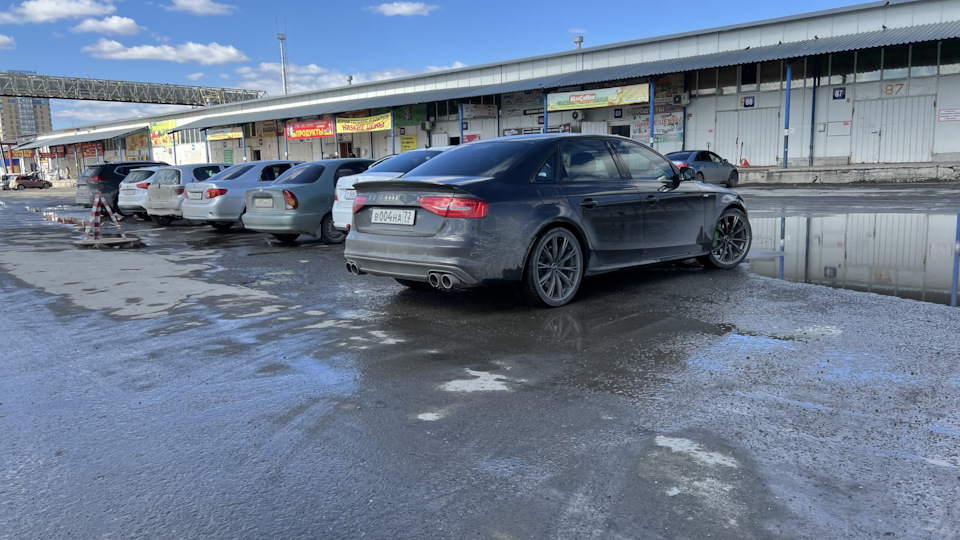 а на след день опять это дощщщщщ…ука — Audi A4 (B8)