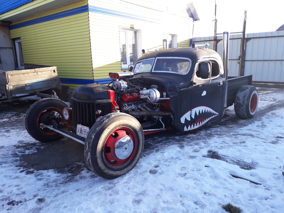 Фото в бортжурнале RAT ROD (Пикап)
