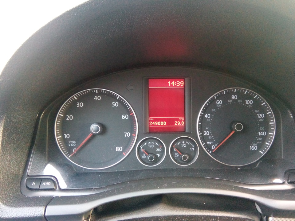Фото в бортжурнале Volkswagen Jetta V