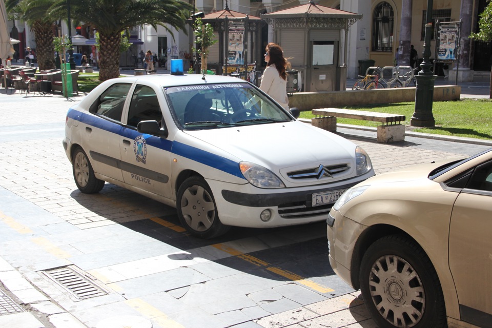Копы тоже любят ситроен — Citroen C4 (2G)