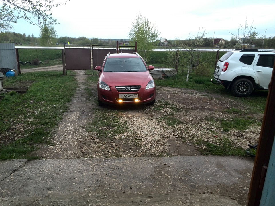 Фото в бортжурнале KIA Ceed SW (1G)