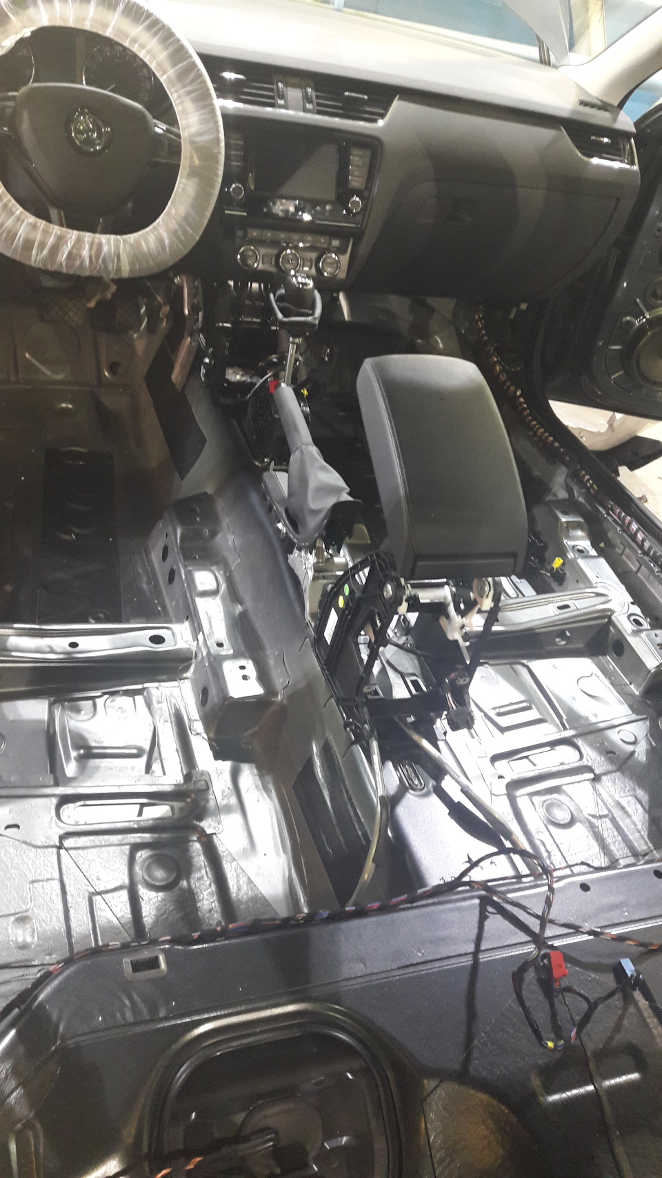Фото в бортжурнале Skoda Octavia Combi A7 Mk3