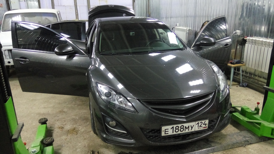 Заодно салон просыхает — Mazda 6 (2G) GH