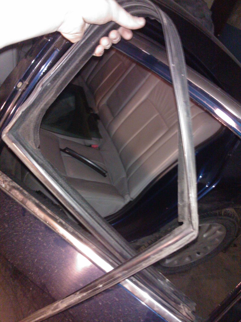 12 — Peugeot 607