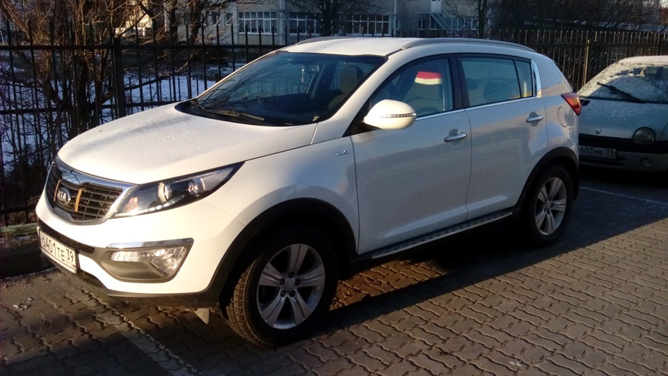 Вот так смотрится на машине — KIA Sportage (3G)