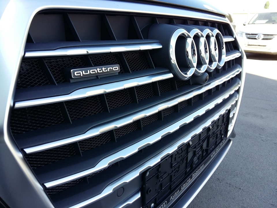 чтоб воробьи не залетали/ — Audi Q7 (2G)