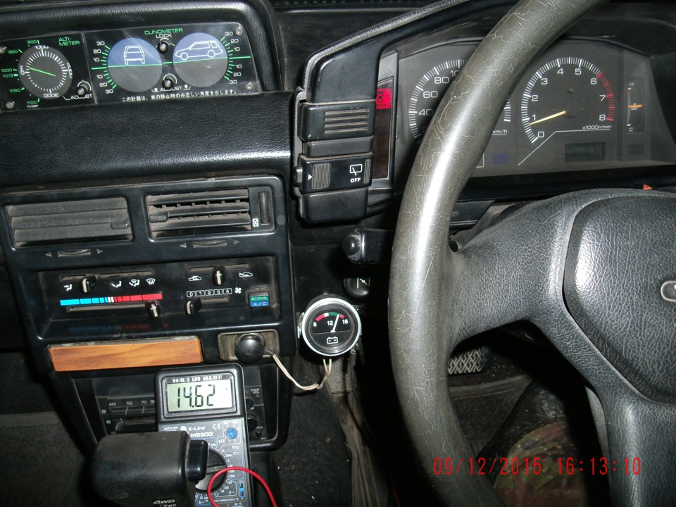 без нагрузки — Toyota Carib (25)