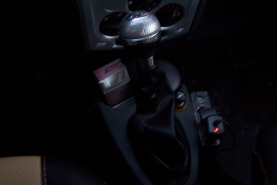 Фото в бортжурнале Renault Logan (1G)