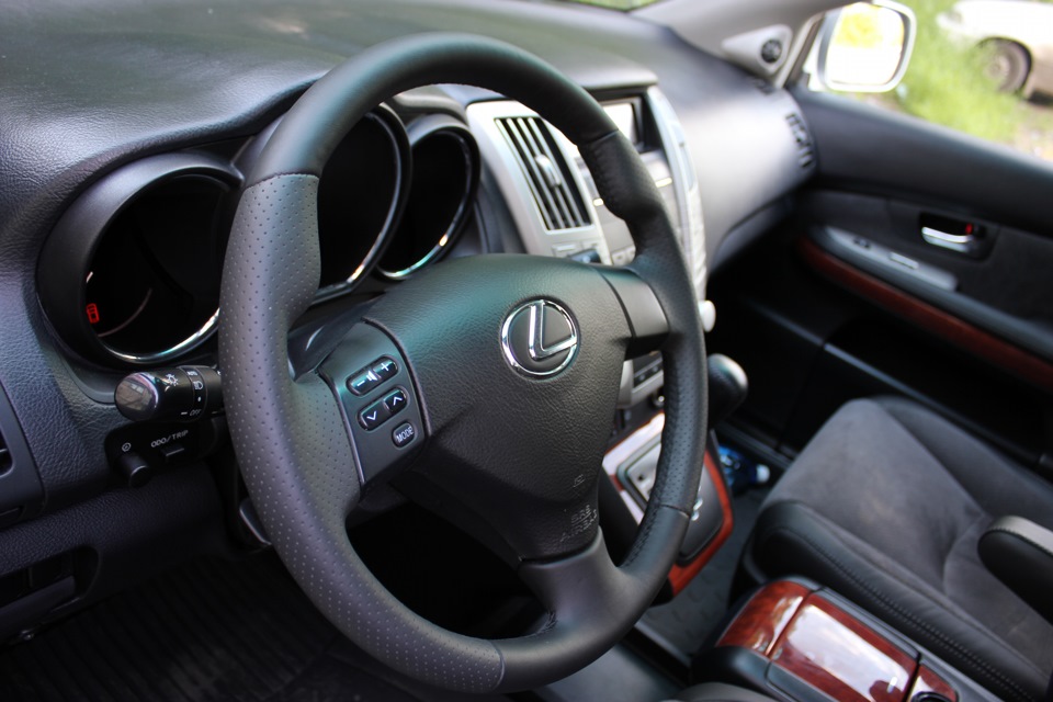 Фото в бортжурнале Lexus RX (2G)