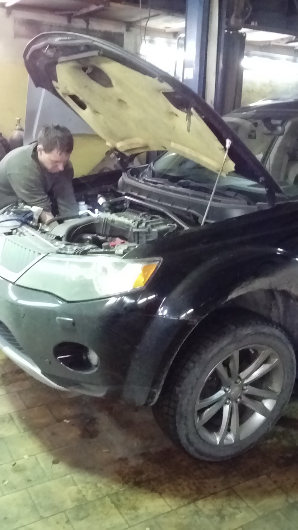 Фото в бортжурнале Mitsubishi Outlander XL