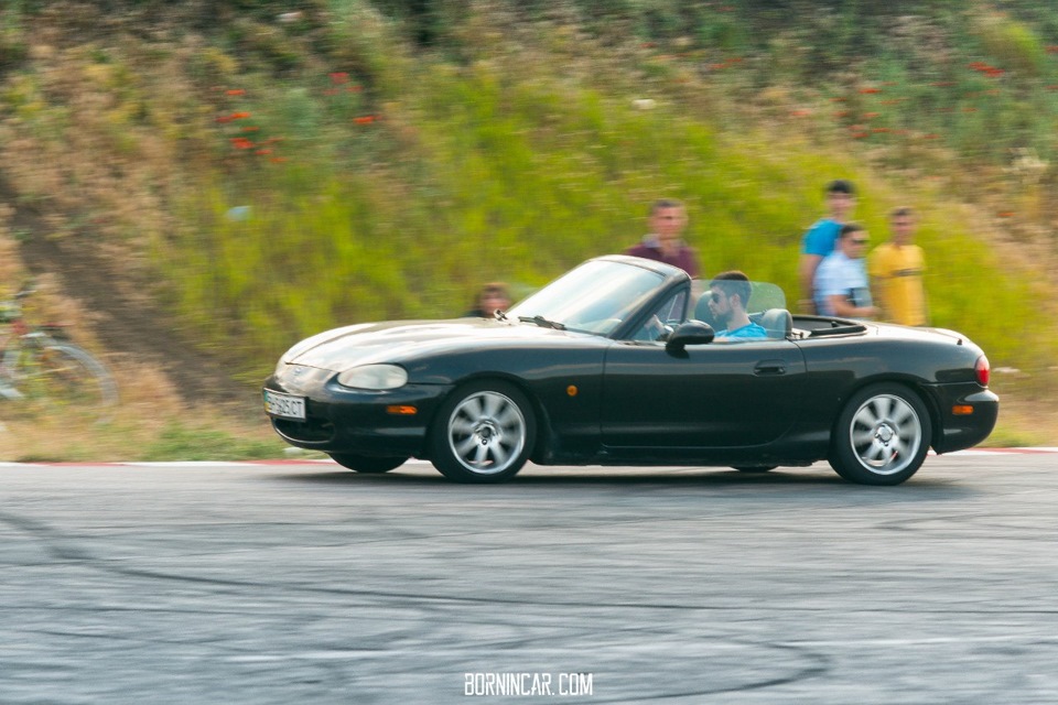 мой соперник) — Mazda MX-5 (NB)