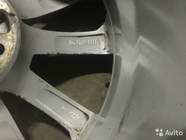 Фото в бортжурнале Audi Q5 (1G). Запчасти на фото: O1311