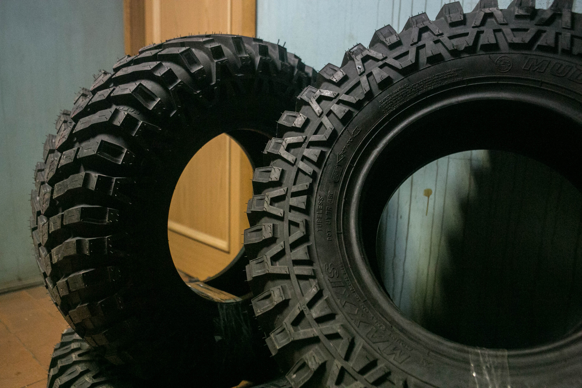 [1]. Резина Maxxis M8080 Mudzilla 31x11,5x15 — Lada 4x4 3D бензин, 1,7 ...