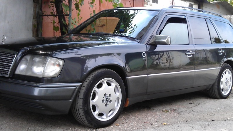 Mercedes-Benz E-Class Вагон.