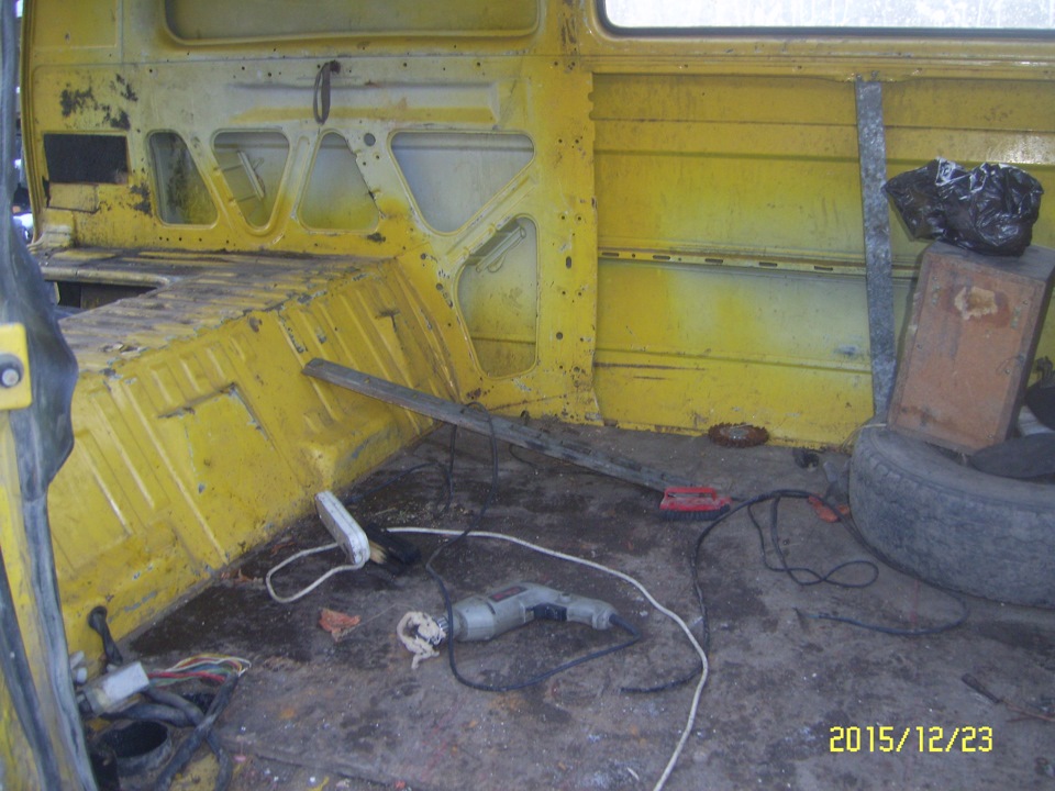 здесь орудовал сын — Volkswagen Transporter T3