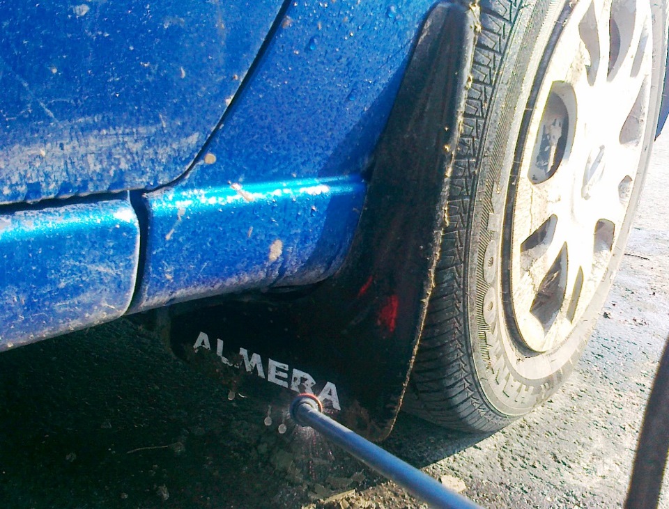 брызговики — максимальная толщина грязи — Nissan Almera Classic (B10)