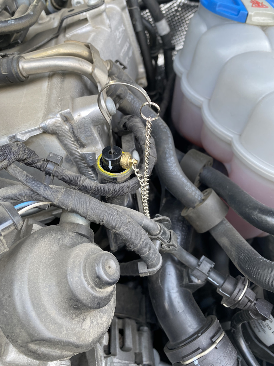 Фото в бортжурнале Audi A4 (B9)