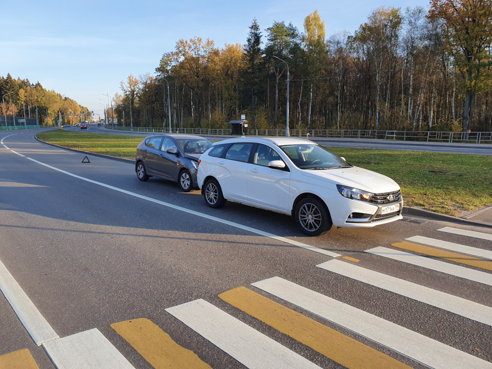 Фото в бортжурнале Lada Vesta SW (1G)