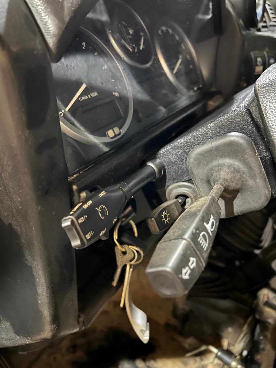 6 — Land Rover Defender (L315/L316)