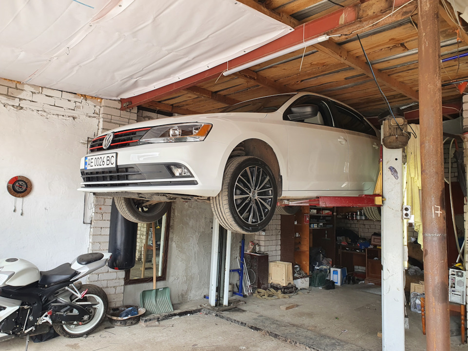 Фото в бортжурнале Volkswagen Jetta VI