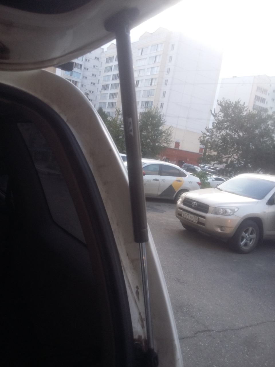 Фото в бортжурнале Toyota Hilux Surf (3G)
