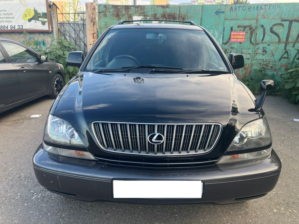 Фото в бортжурнале Toyota Harrier (1G). Запчасти на фото: B8494