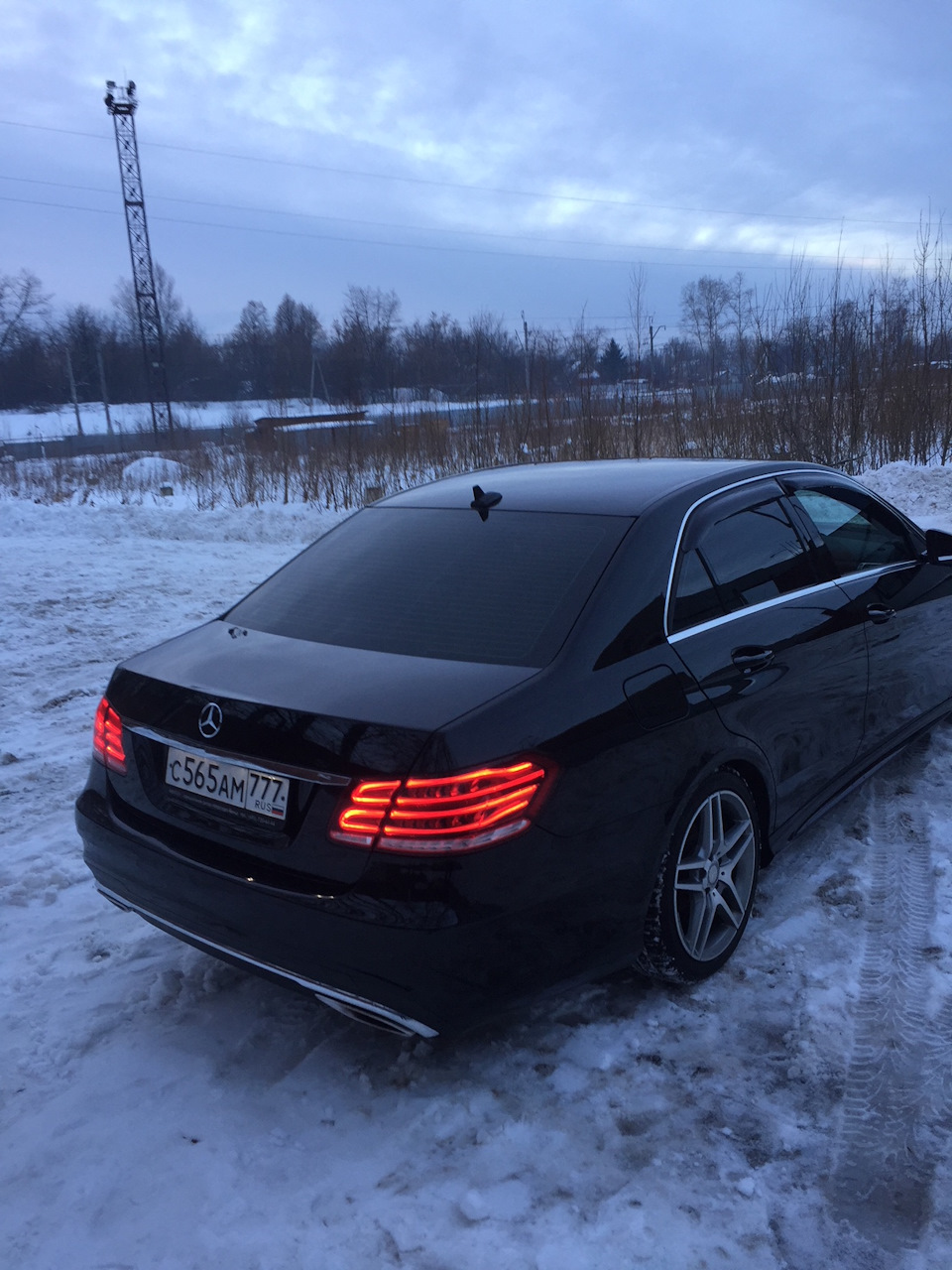 Фото в бортжурнале Mercedes-Benz E-Class (W212)