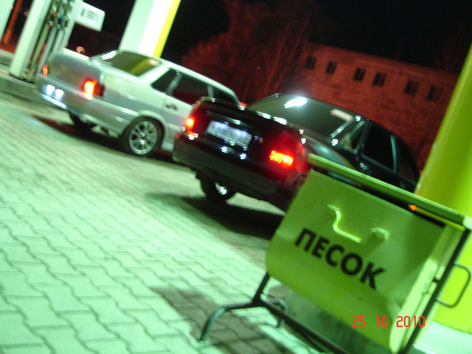 Фото в бортжурнале Lada 2115. Запчасти на фото: 3512010