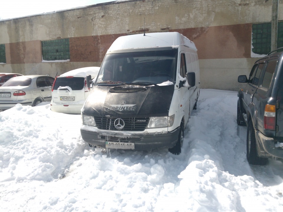 Фото в бортжурнале Mercedes-Benz Sprinter (1G). Запчасти на фото: 4249A0