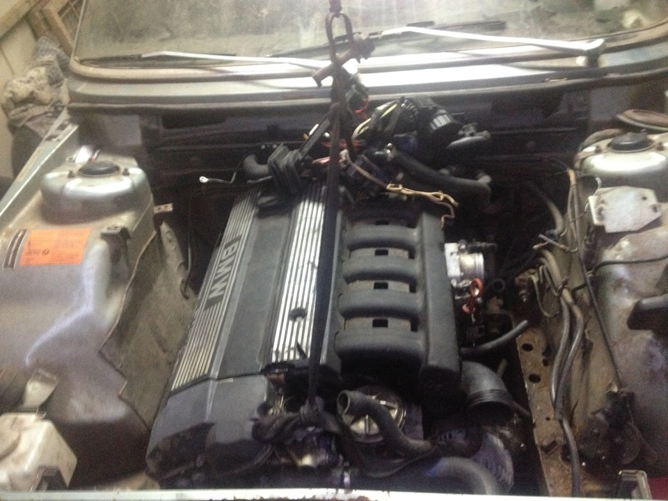 Фото в бортжурнале BMW 5 series (E12)