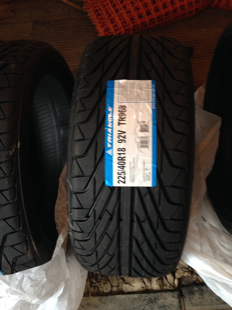 Фото в бортжурнале Honda Accord (7G). Запчасти на фото: Triangle TR968