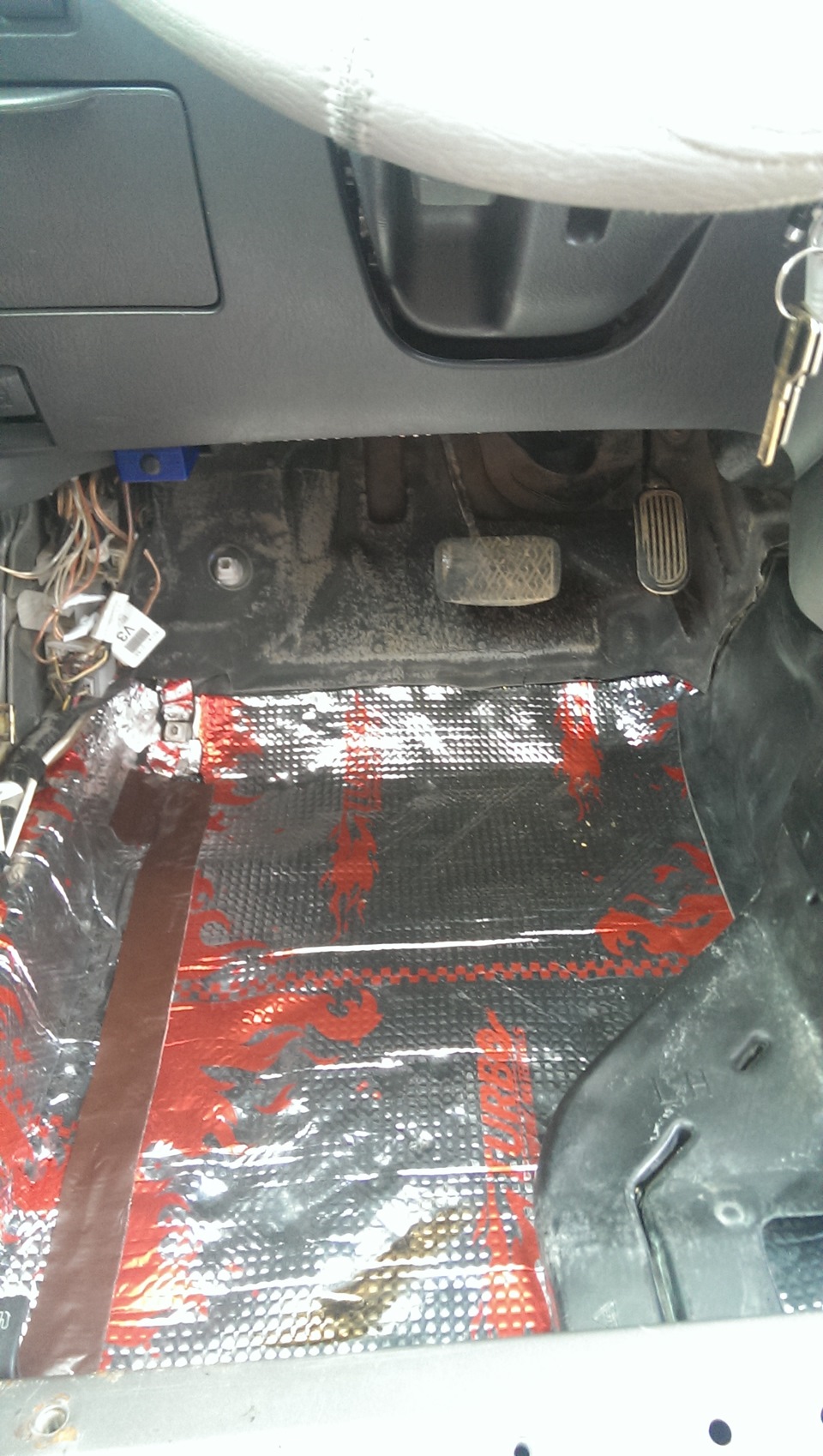 Фото в бортжурнале Pontiac Vibe (1G)