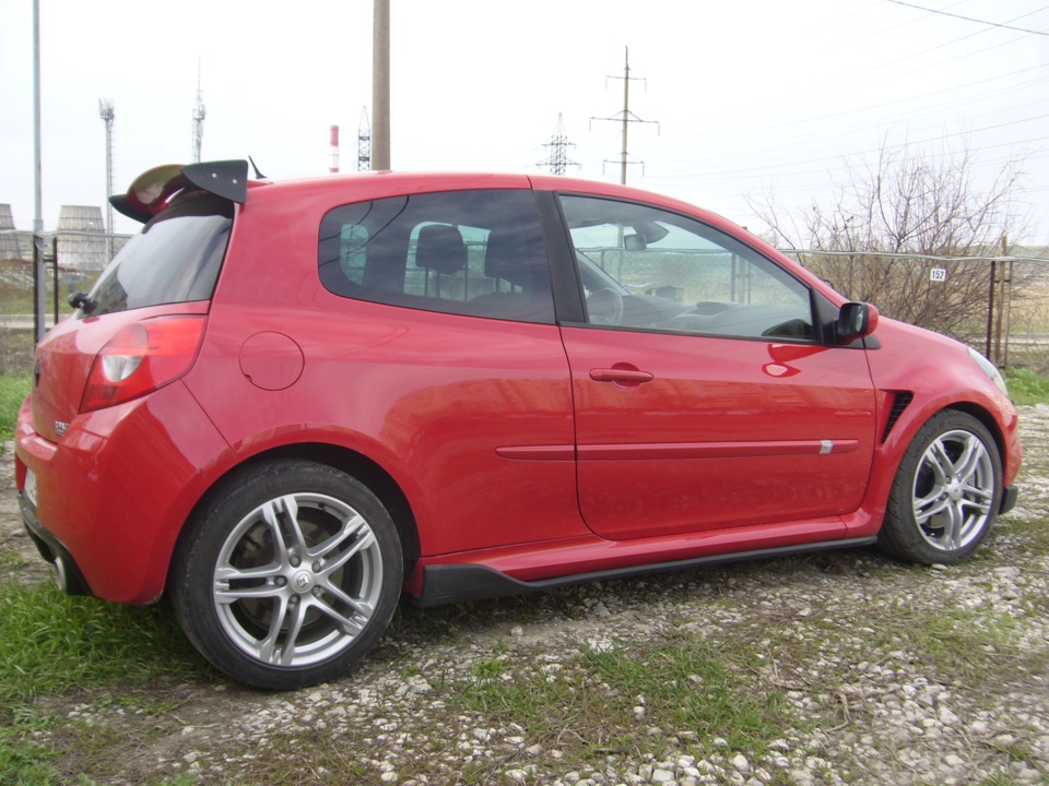 Фото в бортжурнале Renault Clio Sport III