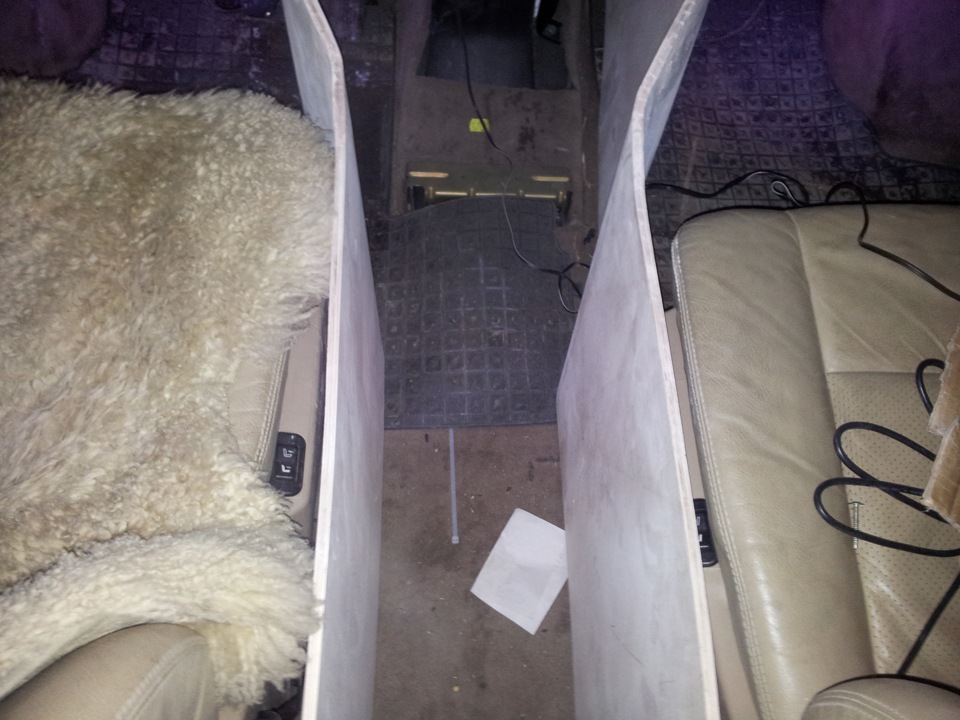 Фото в бортжурнале Mercedes-Benz V-Class (W638)