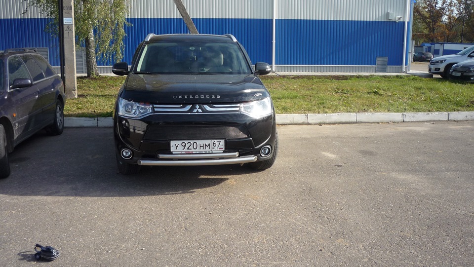 Издалека вроде и ничего — Mitsubishi Outlander (3G)