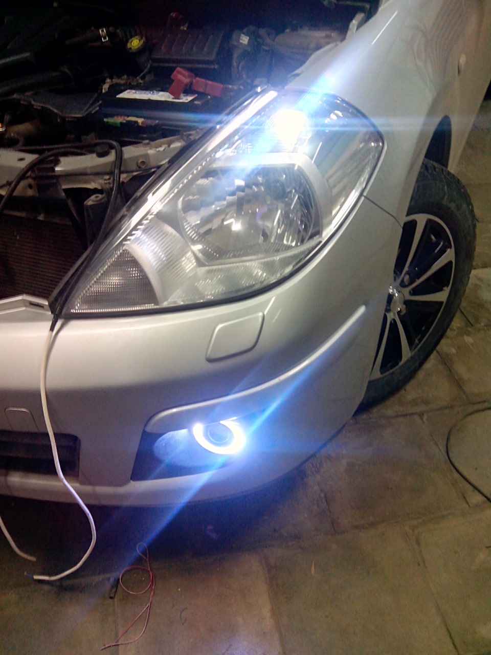 Фото в бортжурнале Nissan Tiida (1G)