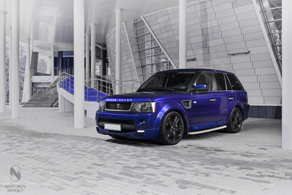 2 — Land Rover Range Rover Sport (1G)