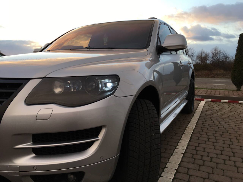 Фото в бортжурнале Volkswagen Touareg (1G)