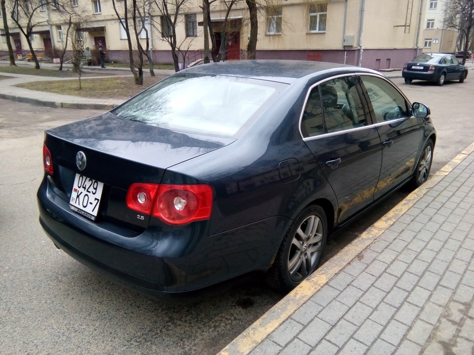 Фото в бортжурнале Volkswagen Jetta V