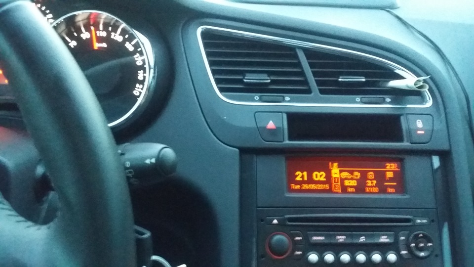 Фото в бортжурнале Peugeot 5008 (1G)