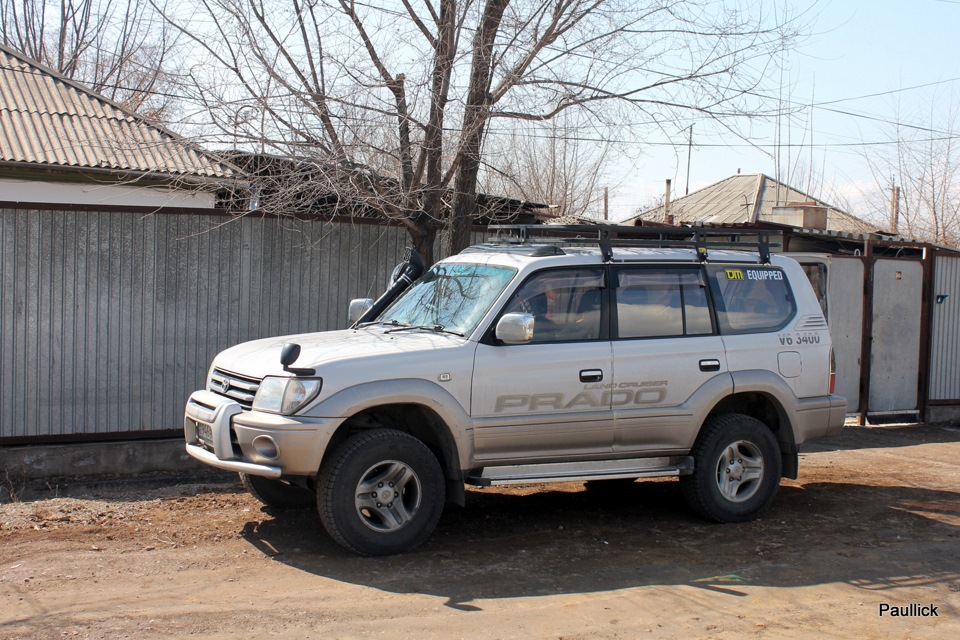 зимняя резина на стоковых дисках в размере 265/70 — Toyota Land Cruiser Prado 90-series